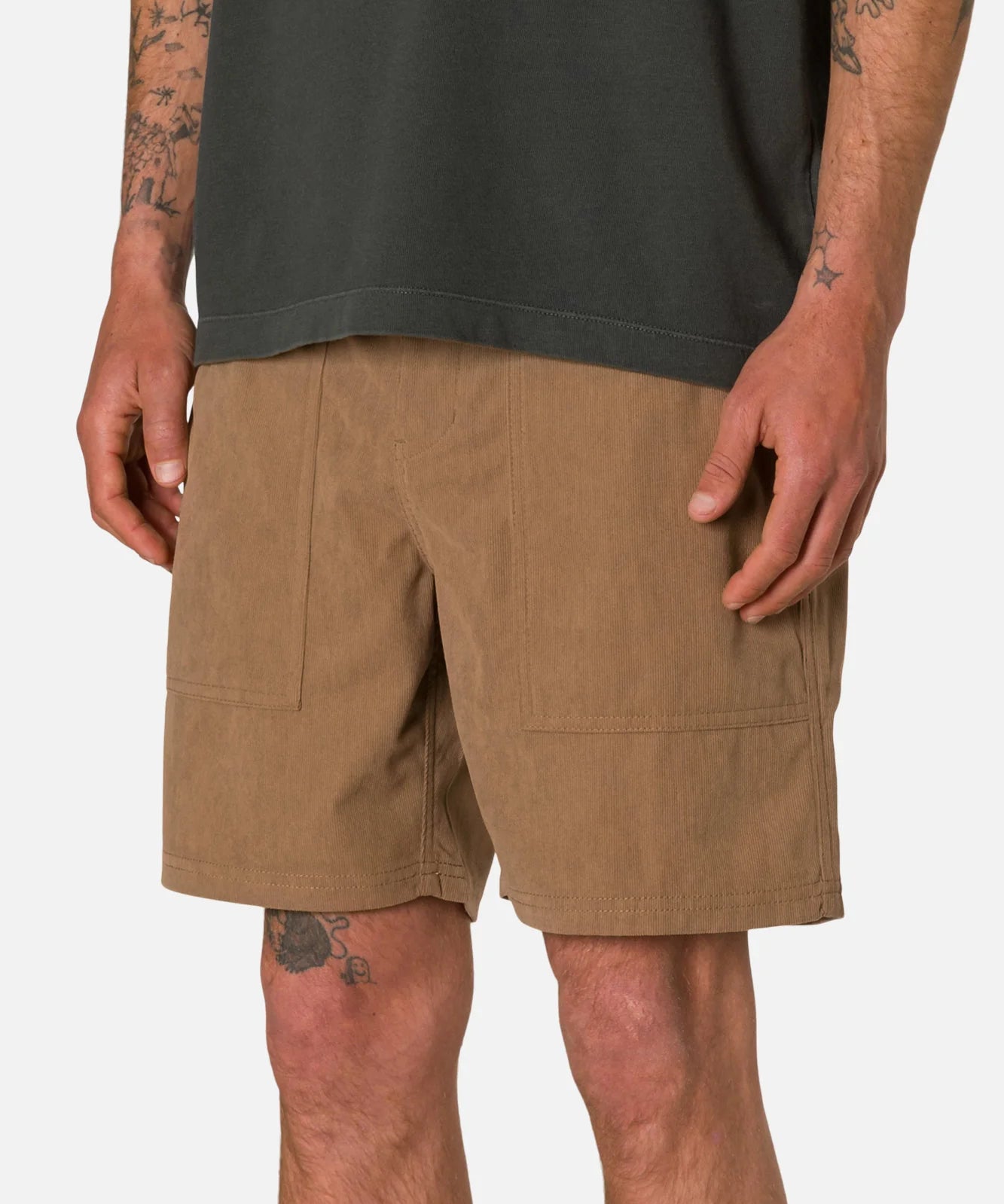 TRAILS CORDUROY SHORT