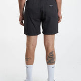 MINIMAL THRILLS WORK VOLLEY
